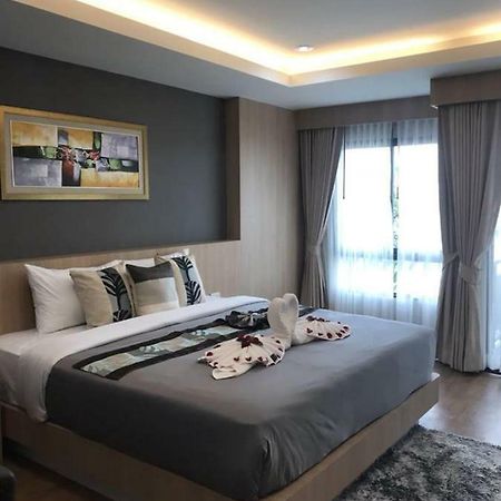 The Raise Hotel Hat Yai Extérieur photo